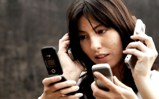 Kecanduan Smartphone? Bisa Dilihat Dari 5 Tanda Ini